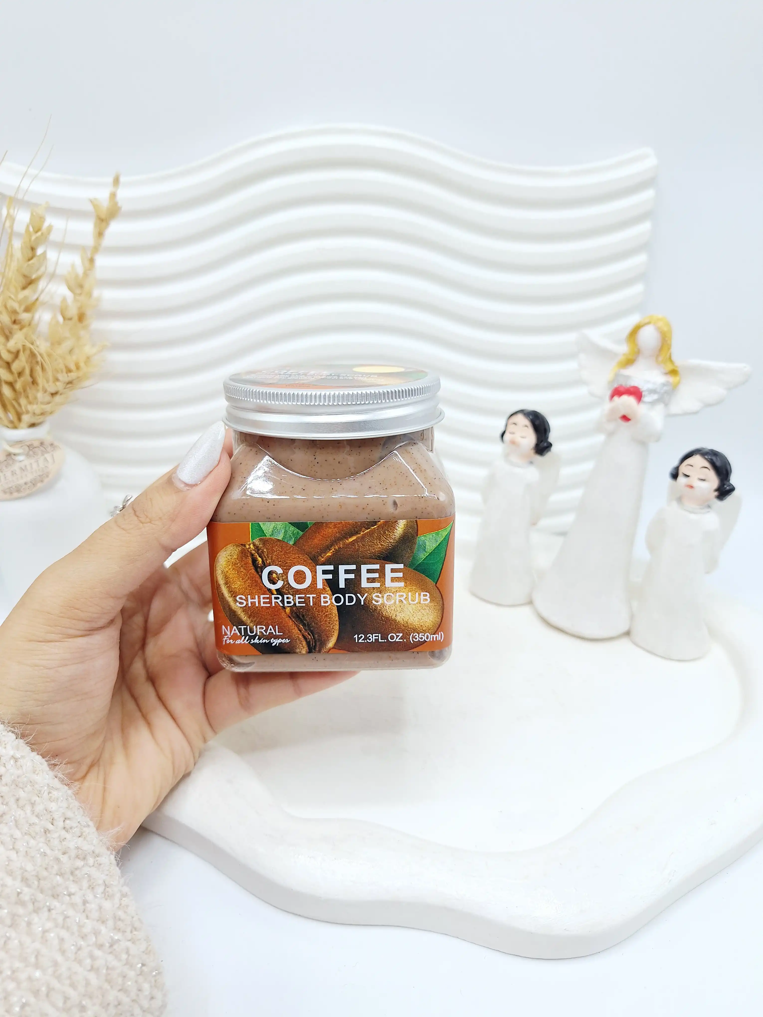 اسکراب شنی صورت و بدن 350 میل وکالی در رابحه های مختلف و متنوع  WOKALI کد 9228