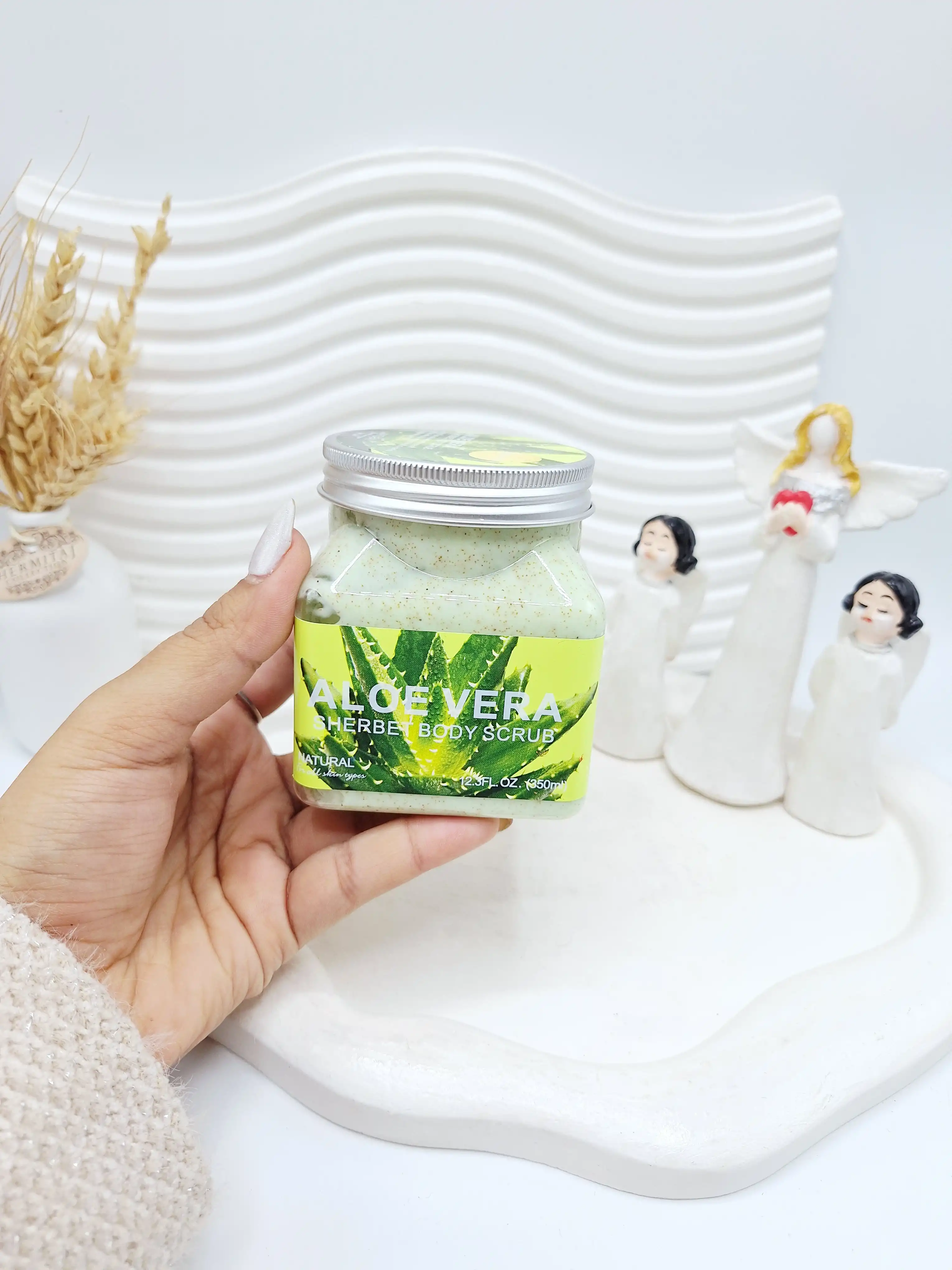 اسکراب شنی صورت و بدن 350 میل وکالی در رابحه های مختلف و متنوع  WOKALI کد 9228